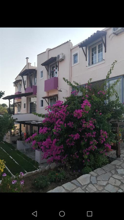 Koralli Beach Niforeika Exterior foto